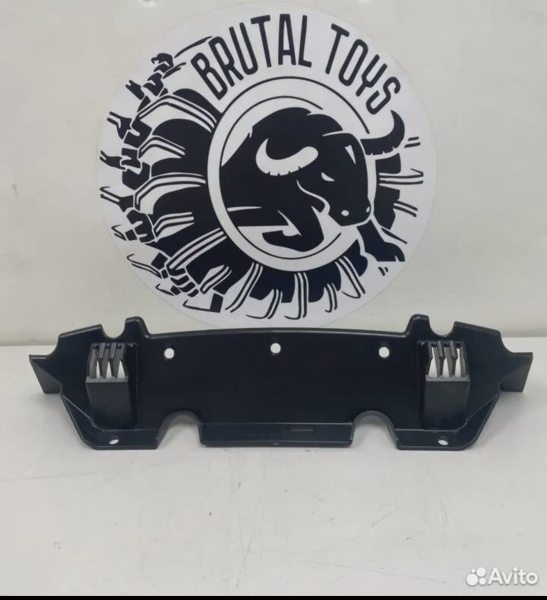 Кожух радиатора Outlander G2 бу